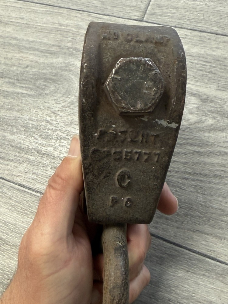 MO CLAMP -C- PAT# 3355777