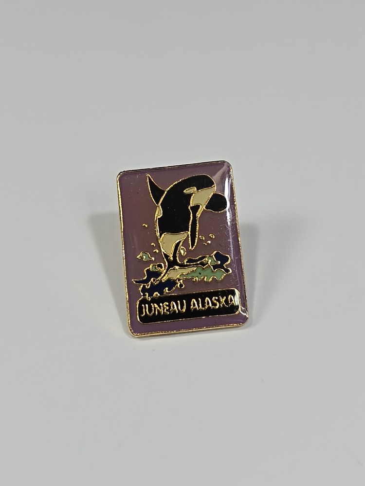 Juneau Alaska Whales Souvenir Lapel Pin
