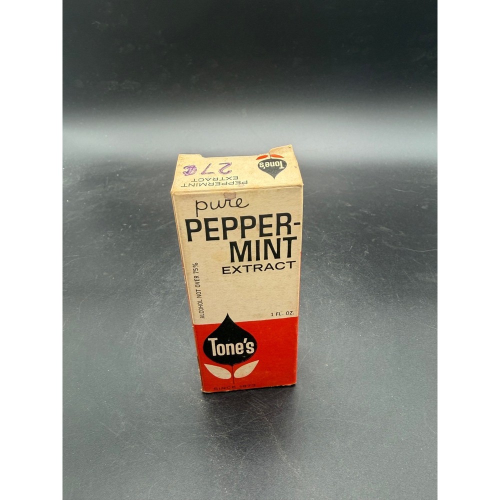 Vintage Tones Pure Peppermint Extract Bottle