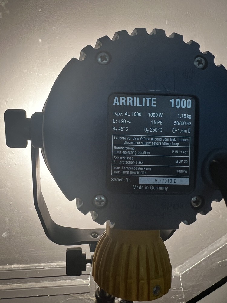 Arrilite 1000 Arri Open Face Tungsten 1000W Light