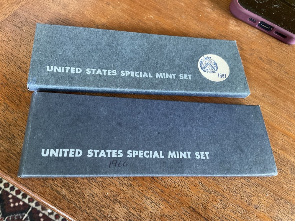 2 US Special Mint Sets  Original U.S. Mint Packaging Mint State 1966 + 1997