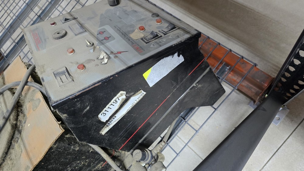 Hot Melt Technologies Genesys Hot Glue Machine