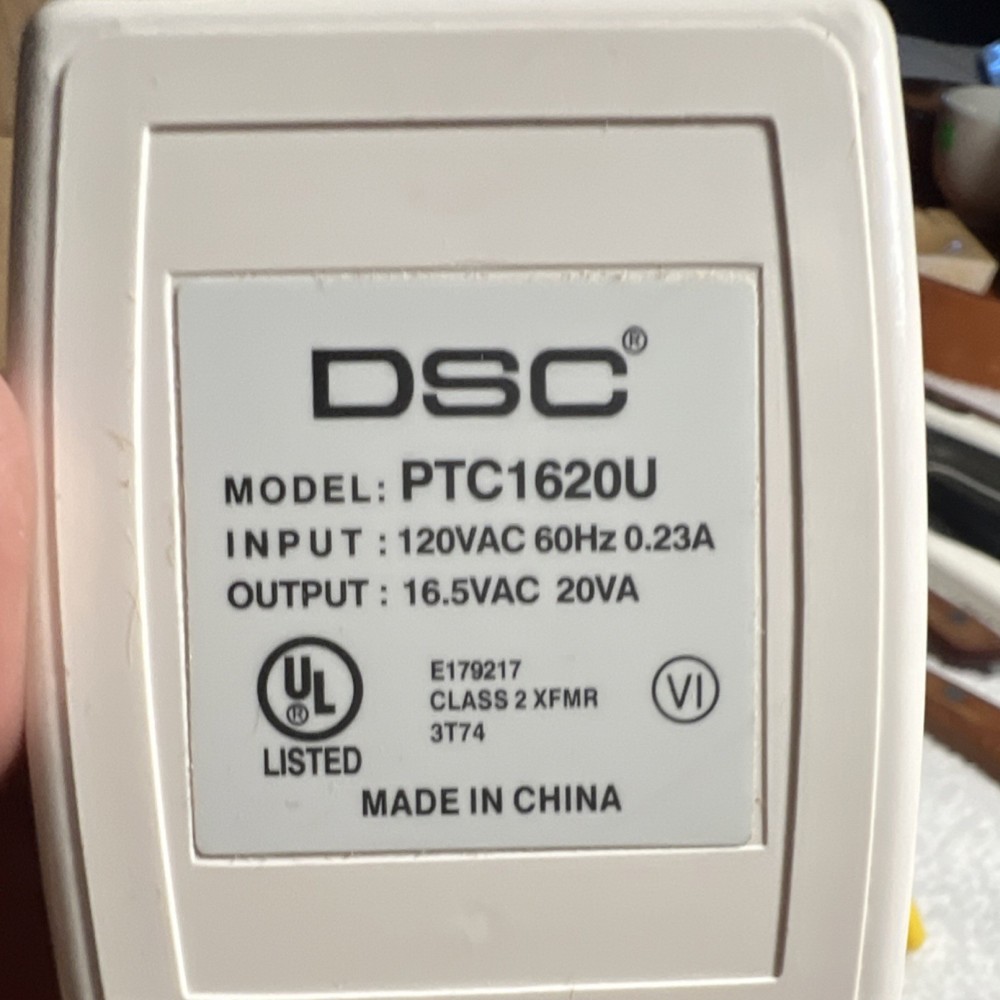 DSC WS4920 Wireless Repeater with Transformer