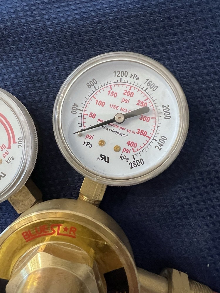 Techniweld Blue Star Medium-Duty Acetylene Regulator