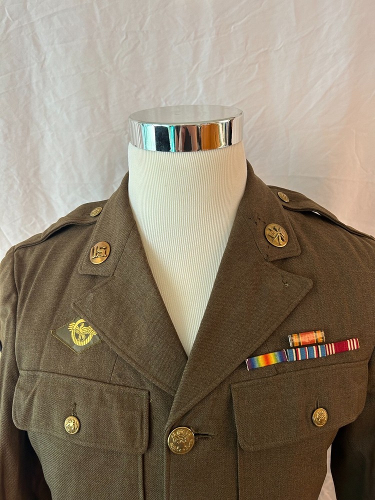 WWII Named US Labrador and Northeast Canada Command Service Coat / Uniform