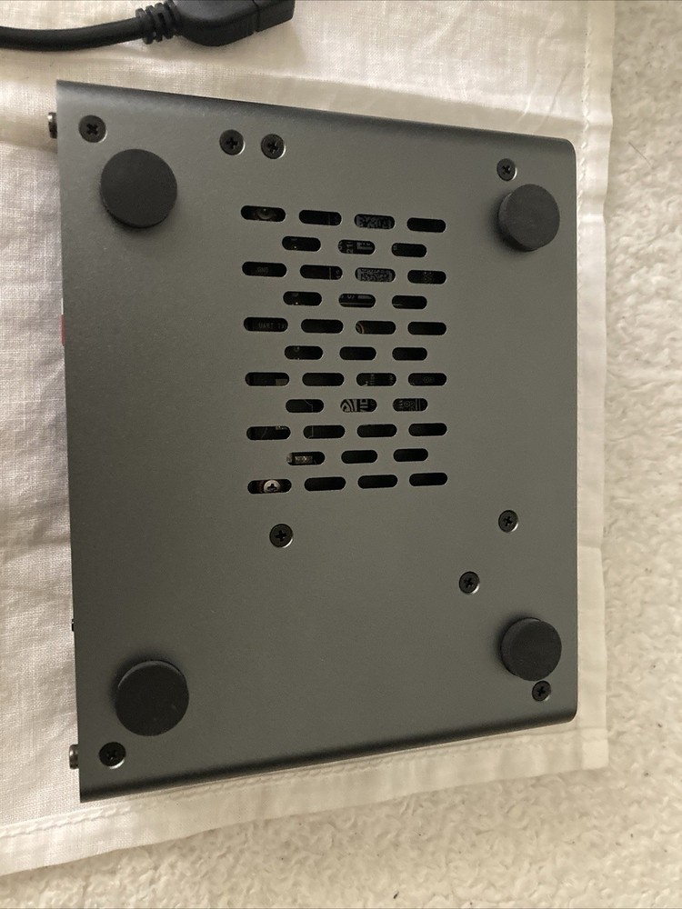 Gravity Waaaves Video Mixer / Waaave Pool HD Capture Bundle