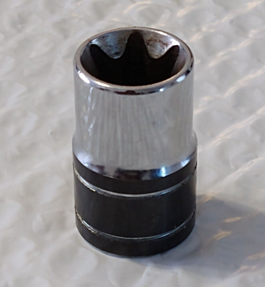 MATCO TOOLS "SILVER EAGLE" SEBRE20, 1/2" DRIVE, E20 INVERTED TORX SOCKET.