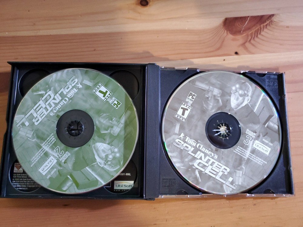 PC Action Game 2002 Tom Clancy Splinter Cell Stealth Action Redefined XP 2000 98