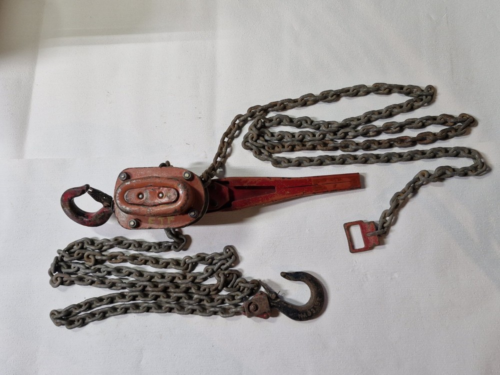 Dayton 4ZX48 Lever Chain Hoist
