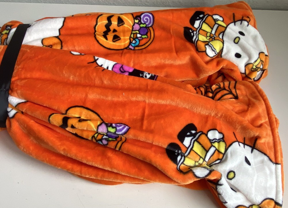 2 Pack Hello Kitty Halloween Throw Blankets Orange Web Pumpkin Pirate Candy Corn