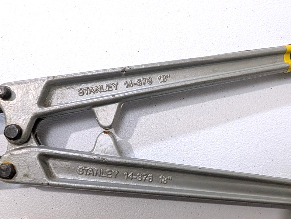 STANLEY 14-376 18" BOLT CUTTERS HARDLY USED