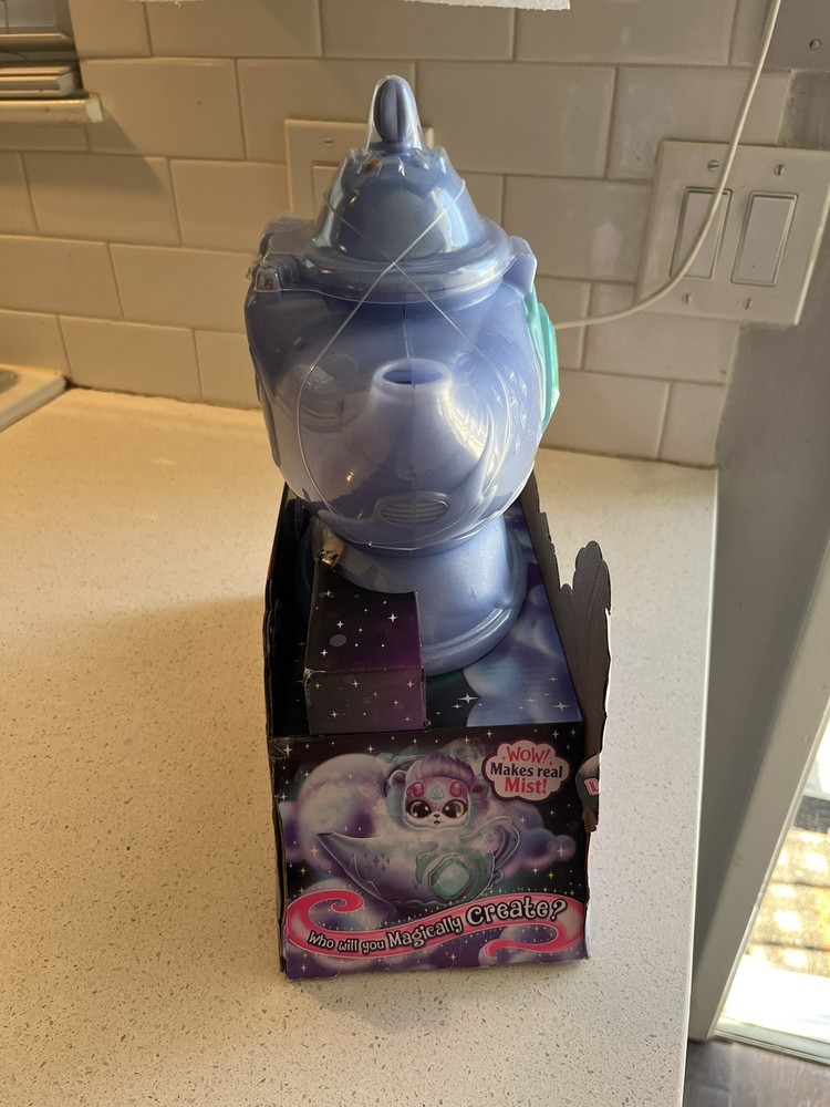 Magic Mixies Magic Genie Lamp Rainbow Exclusive with Interactive Plush Toy