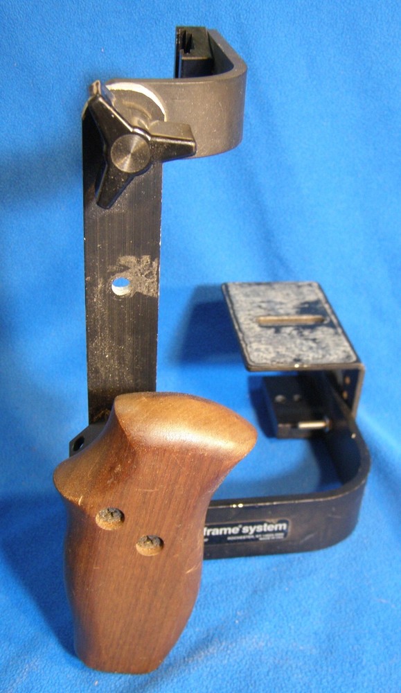 Stroboframe RLc Wooden Handle Camera Flash Bracket Frame