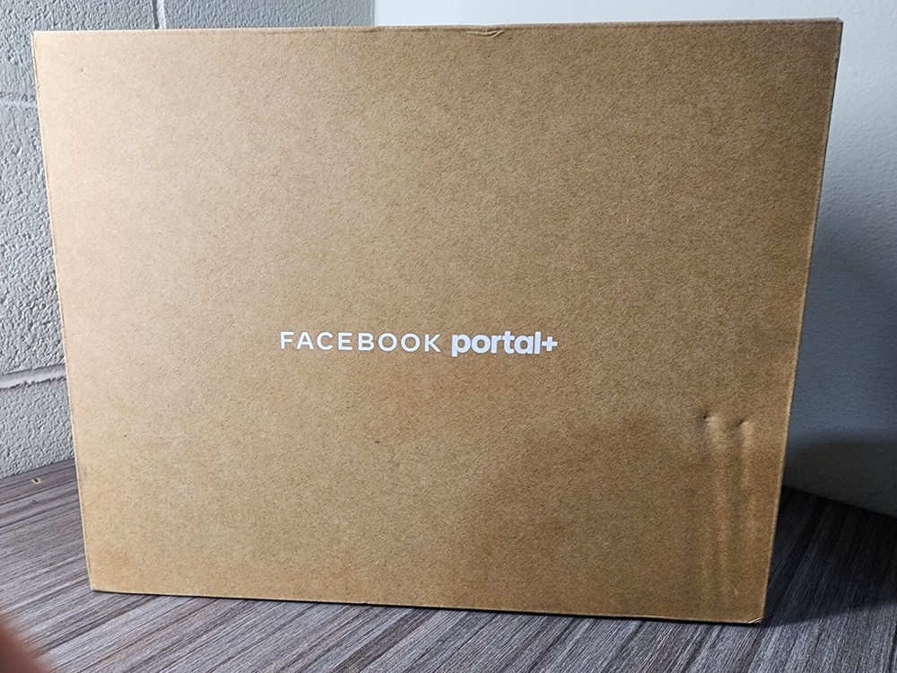 Meta-Facebook Portal Plus - Video Calling 14” Touch Screen