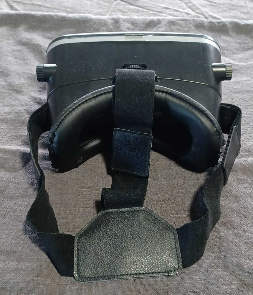 Astoria VR Virtual Reality Headset Black