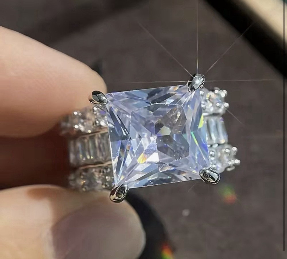 Plastic Ring