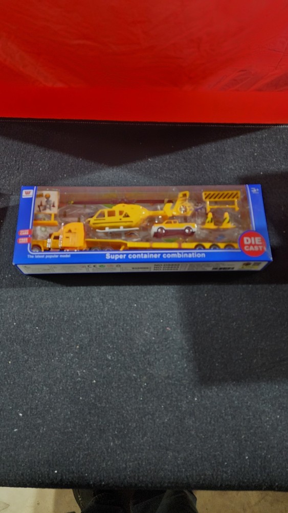 Beyond Infinity Limited Diecast Yellow Construction Vehicle Combination Set