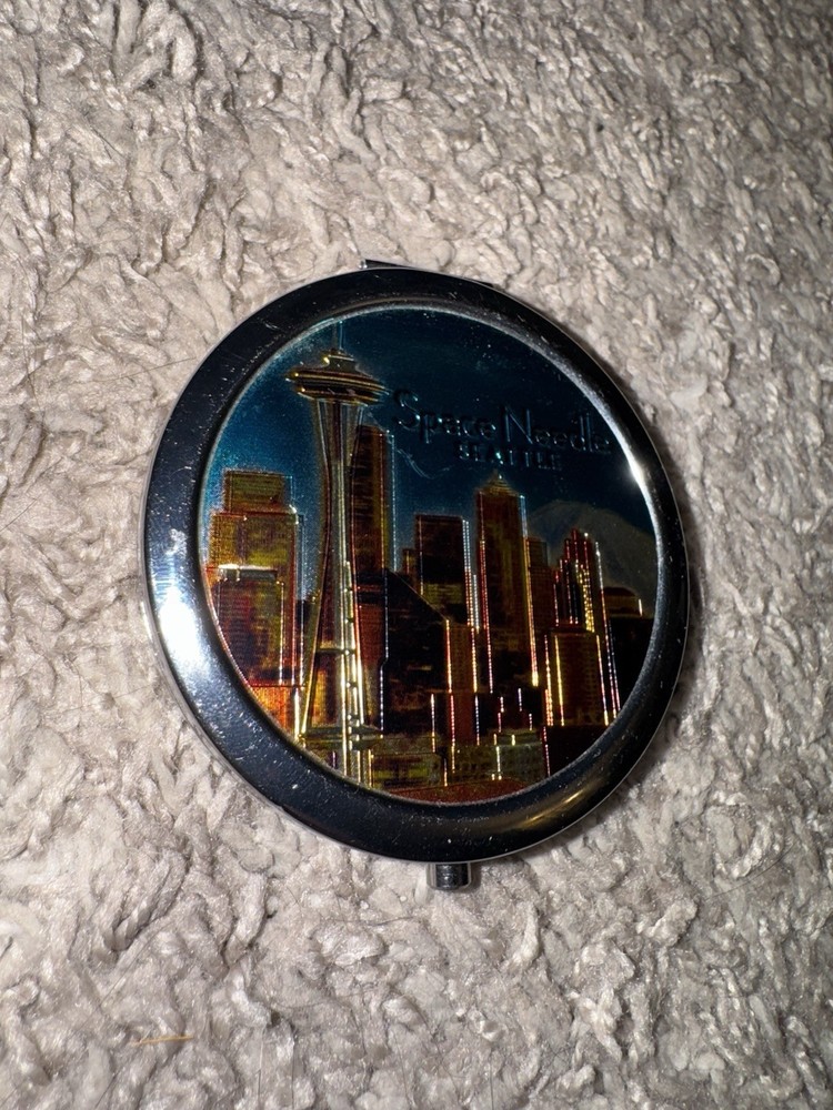Seattle Space Needle Compact Folding Vanity Mirror Used