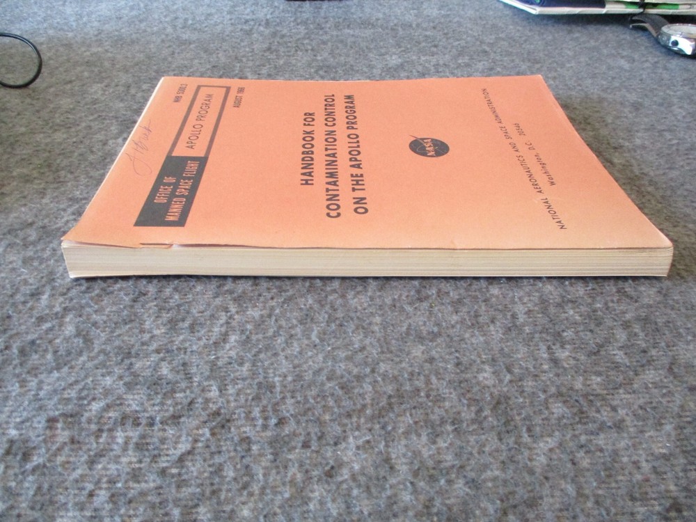 NASA APOLLO PROGRAM HANDBOOK CONTAMINATION CONTROL - 1966 MANNED SPACE FLIGHT