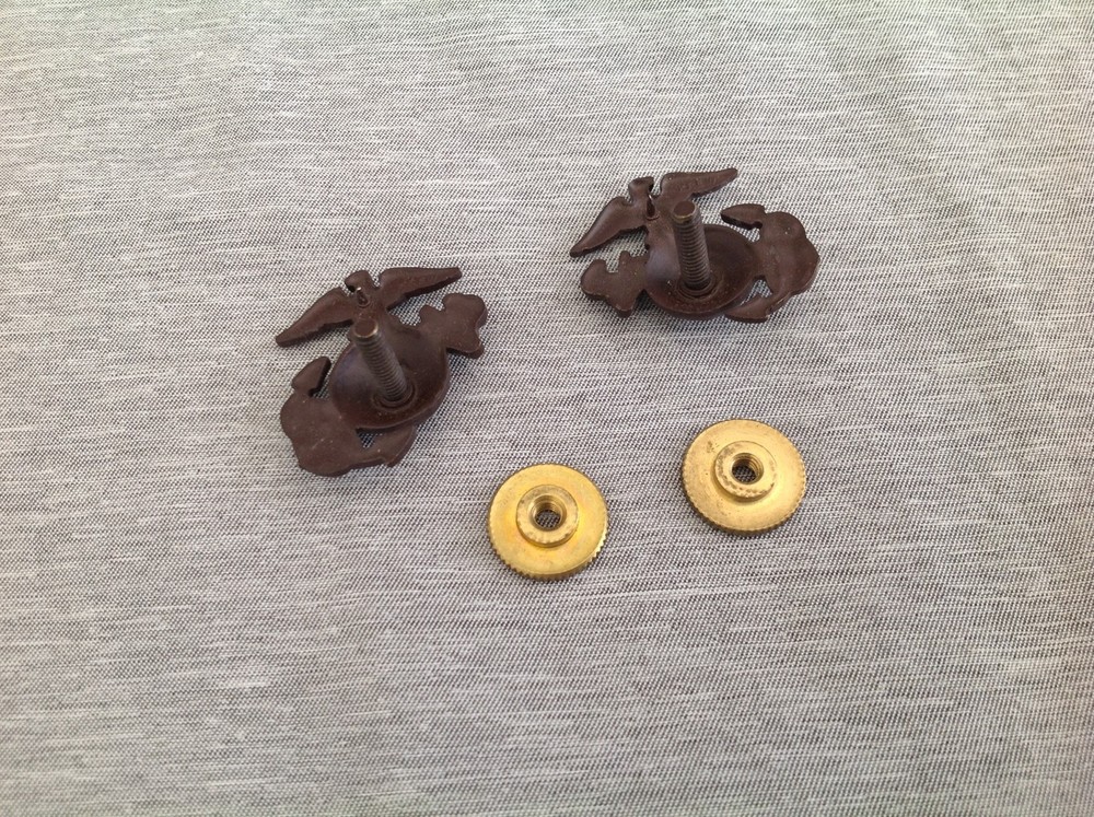 2 Krew USMC Screw Back Hat Badges