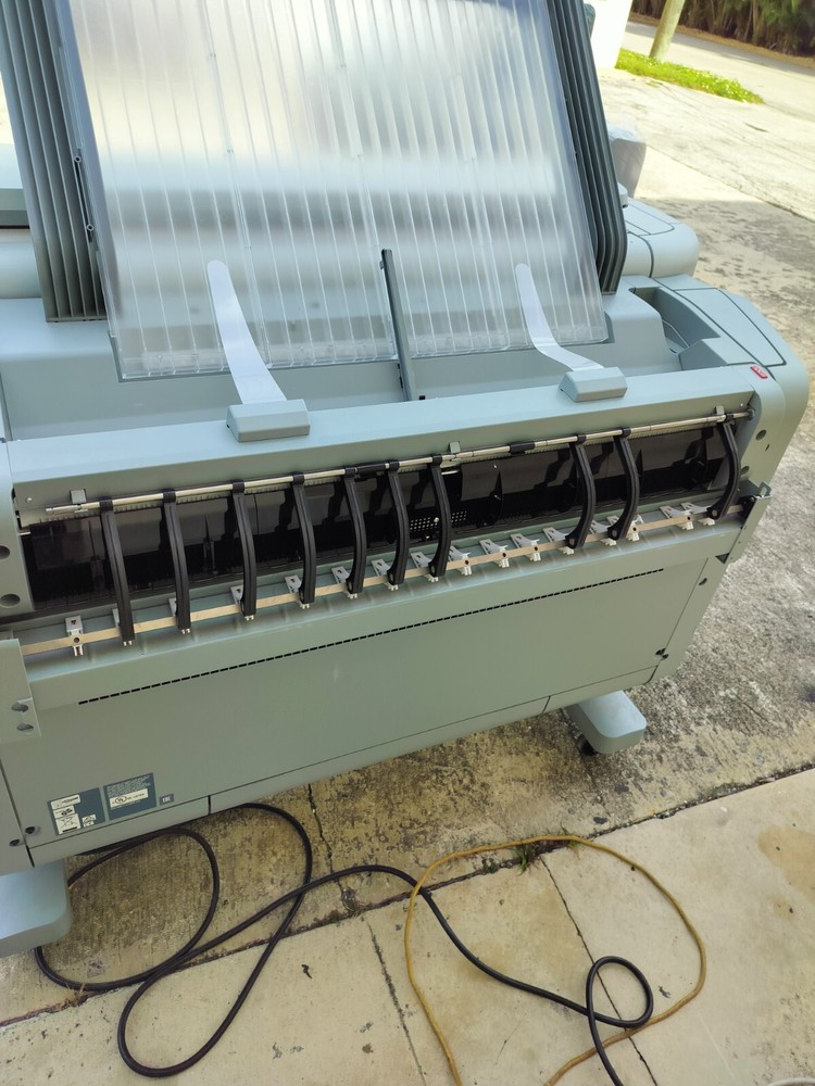 2 Plotters Oce PlotWave 360 black and white wide format printer