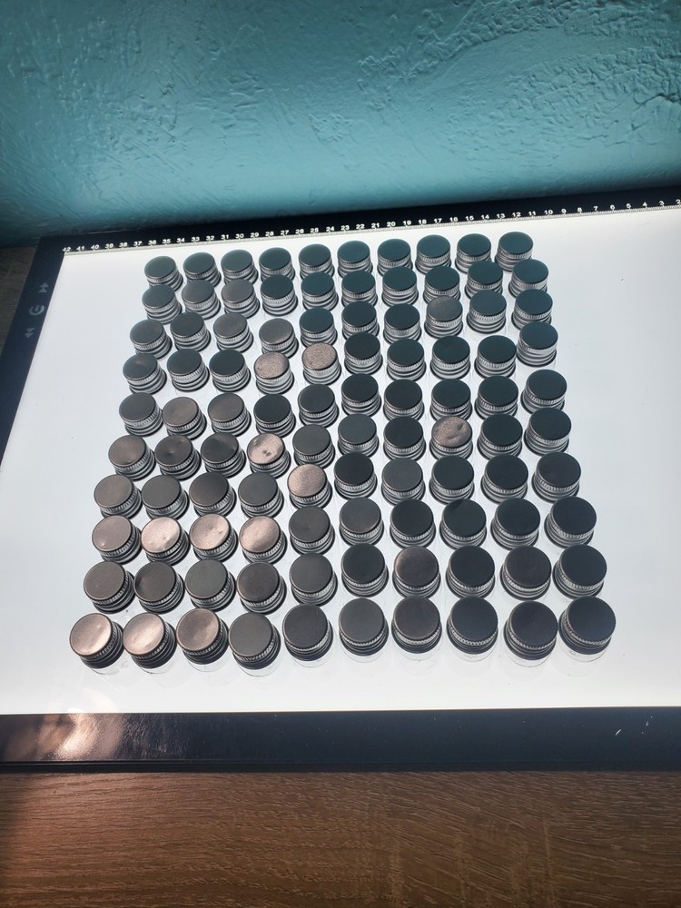 300 Small Screw Top Containers