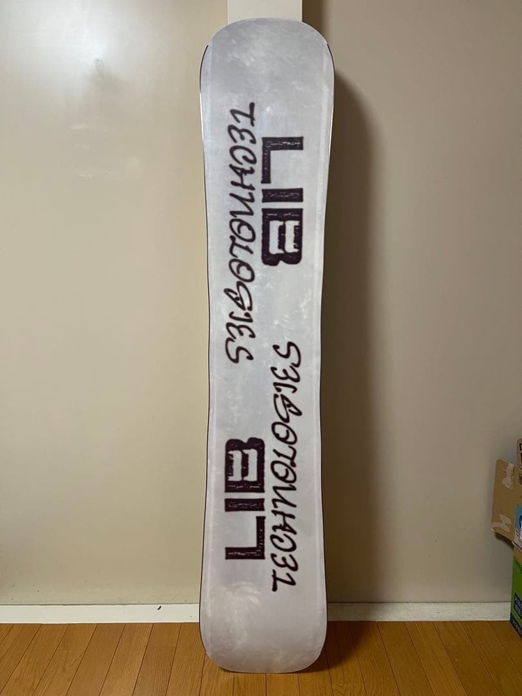 LIB TECH MC BUS IN DA BARREL Snowboard Size 154cm