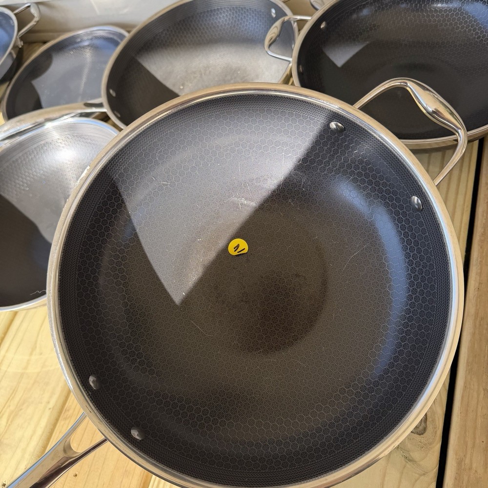 Hexclad Hybrid Cookware 8 Piece Set Preowned Great Condition