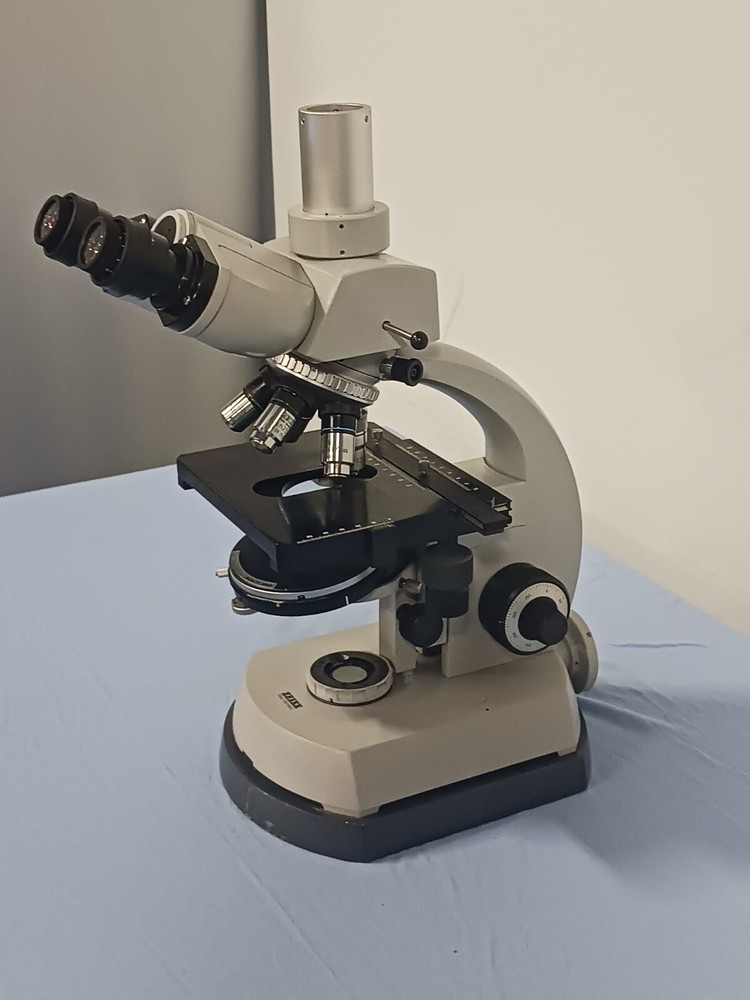 ZEISS Binocular Microscope w/ 4 Objectives & 2 Eyepieces