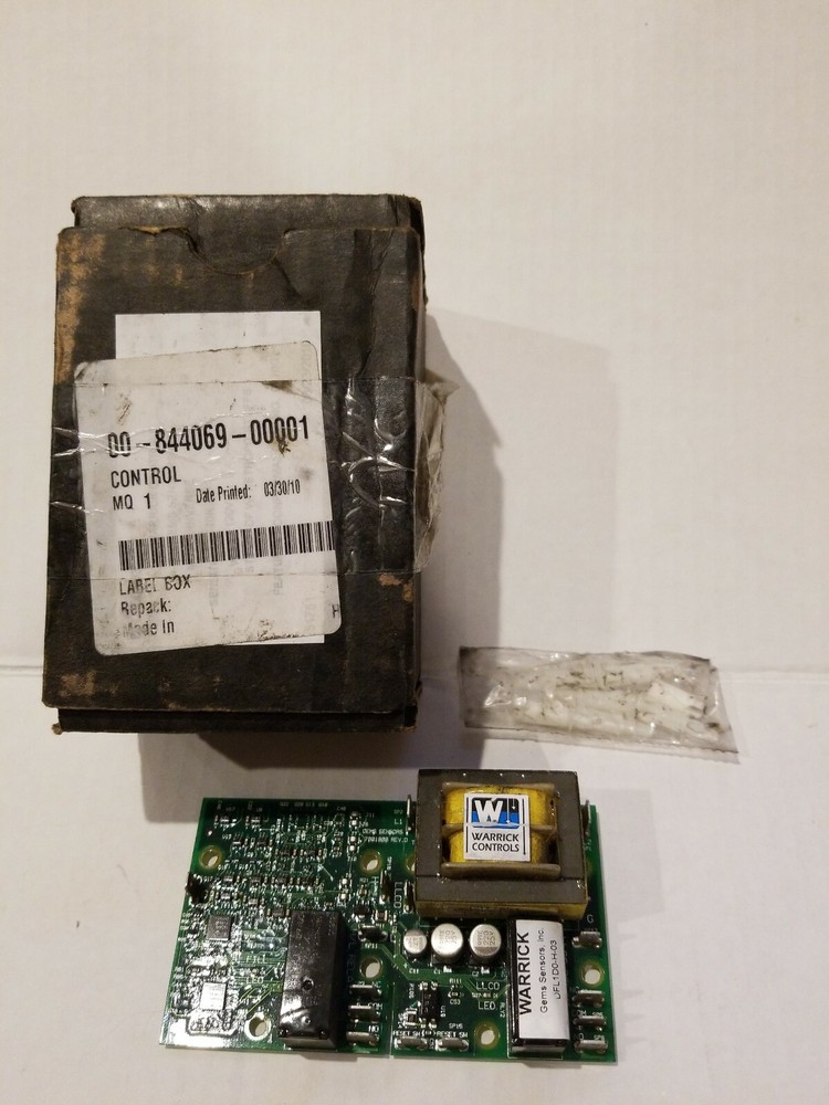 VULCAN HART 00-844069-00001 Control,Low Water