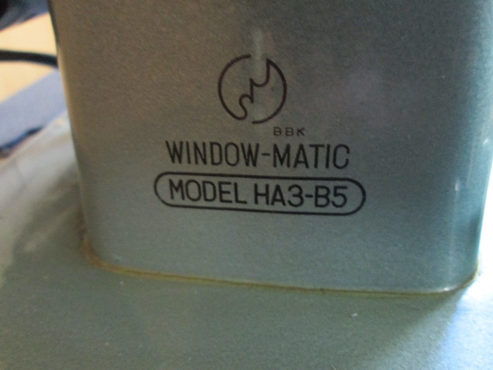 Vintage Brother Model HA3-B5 Widow-Matic Zig-Zag Sewing Machine