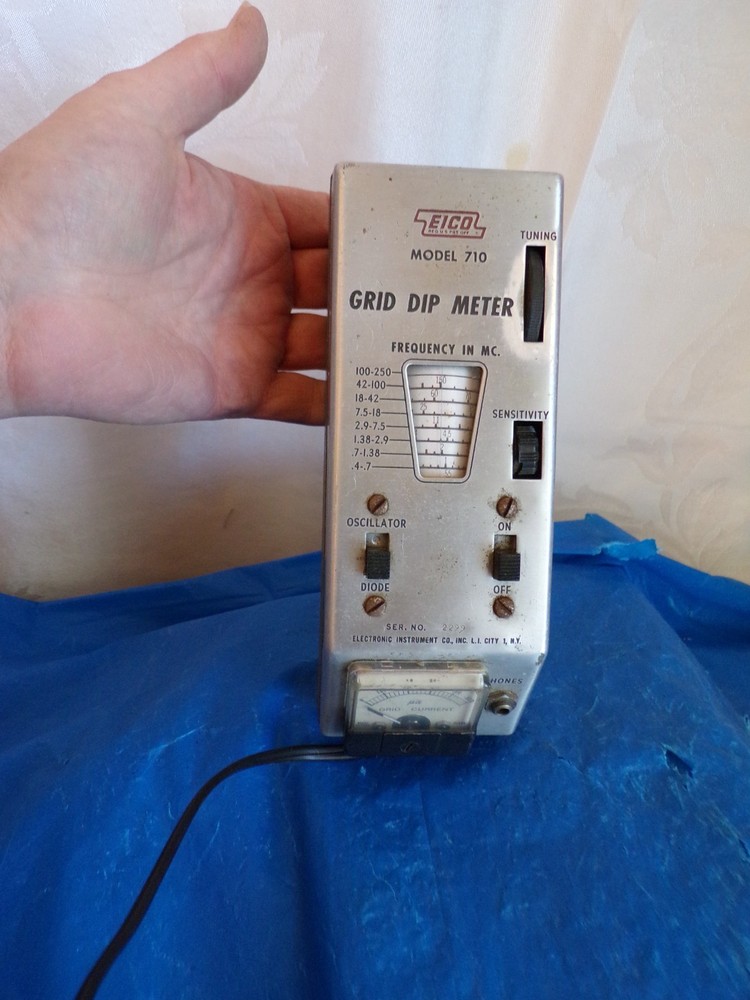 Vintage EICO Model 710 Grid Dip Meter with A-G Coils, HAM Testers