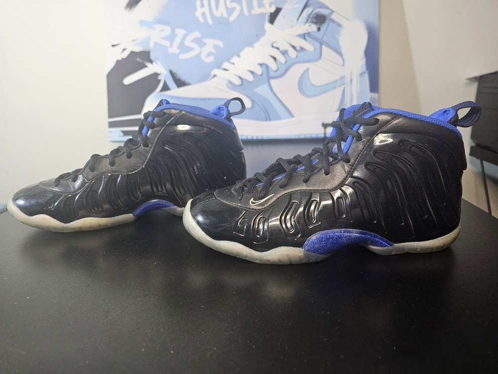 Foampostie Space Jam size 6.5y