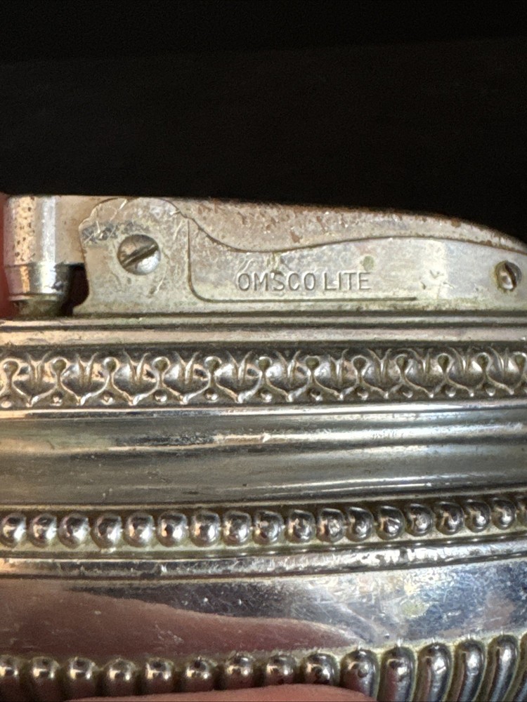 Vintage Omsco Lite Automatic Super Lighter Table Lighter