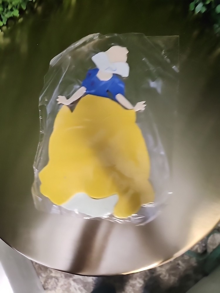 9" Snow White Foam Picture Doll