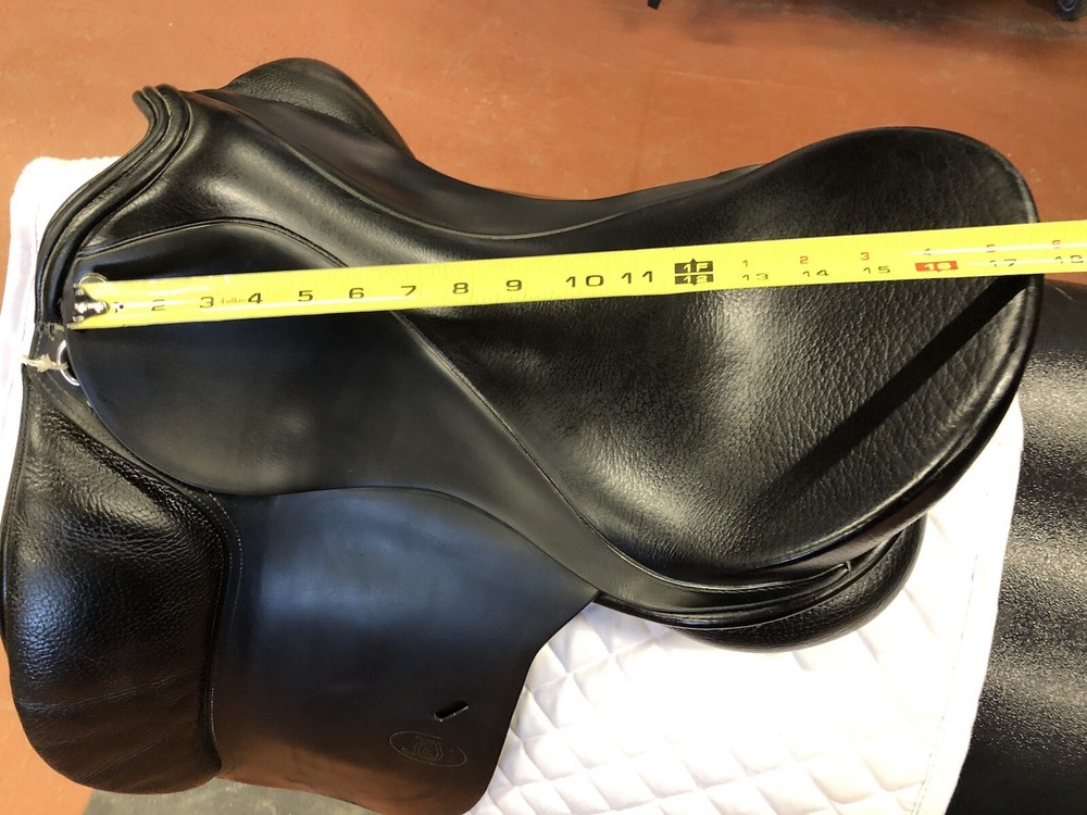 Schleese Jes Dressage Saddle