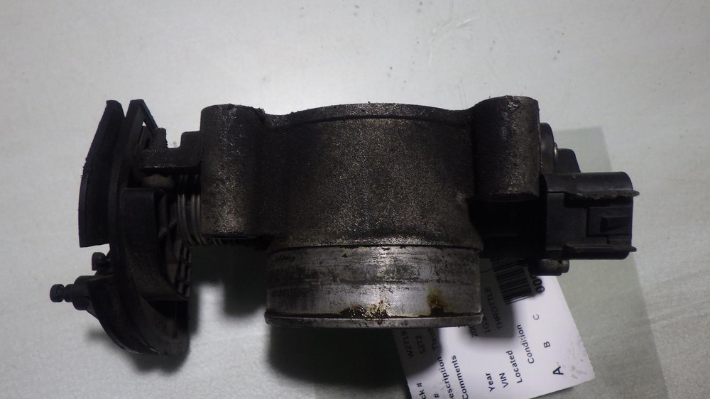 03 OLDSMOBILE ALERO Throttle Body