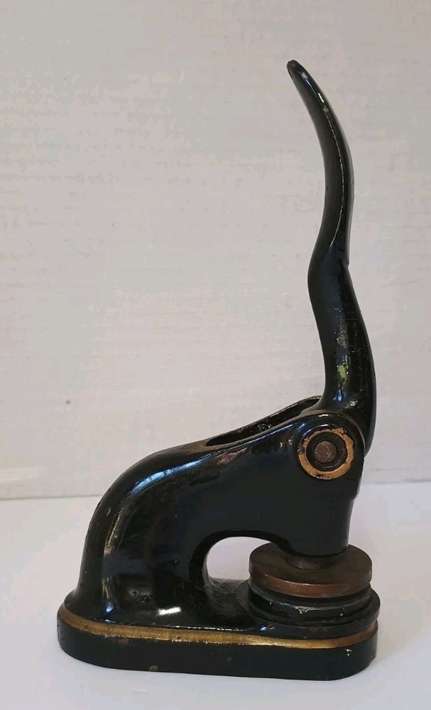 Vintage Press Cast Embossing Seal Stamp PETTY
