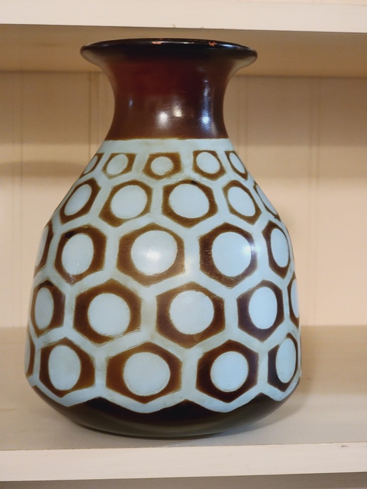 Handmade Pottery from Peru Brown & Blue Geometric Pattern Vase