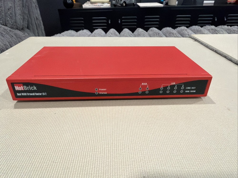 Model HOTBRICK LB-2 Dual WAN Firewall Router