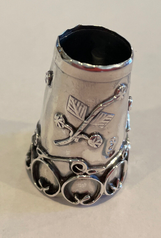 Sterling Silver 925 Thimble Roses & Vines Iguala Mexico