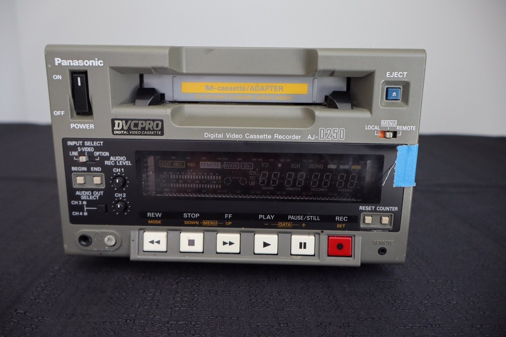 Panasonic AJ-pCD30 P2