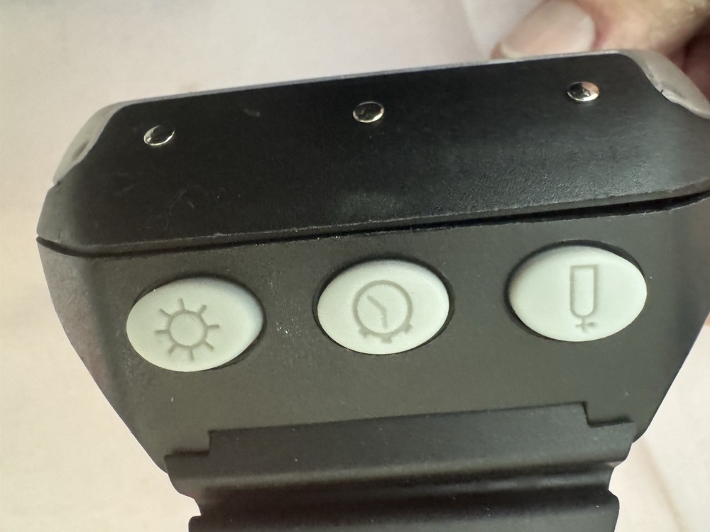 SCUBAPRO SMART TECH DIVE COMPUTERS 2 AVAILABLE NEED BATTERIES…SOLD SEPARATE