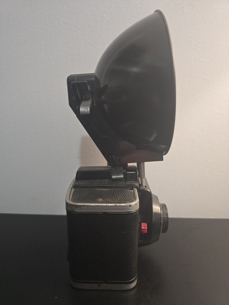 VINTAGE 1950s ANSCO READY FLASH 620 FILM CAMERA Untested