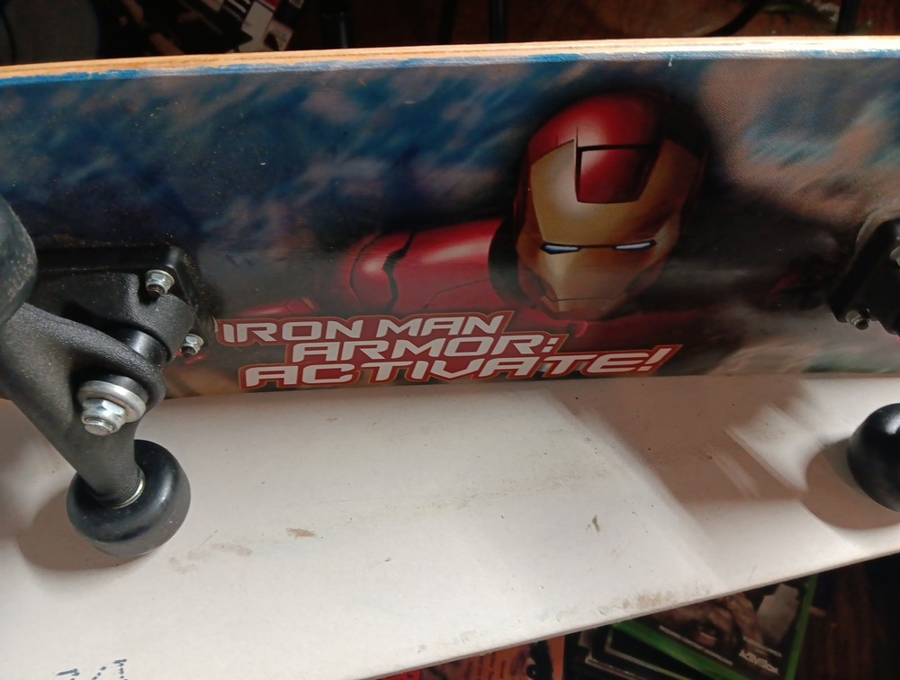 Marvel Iron Man Skateboard