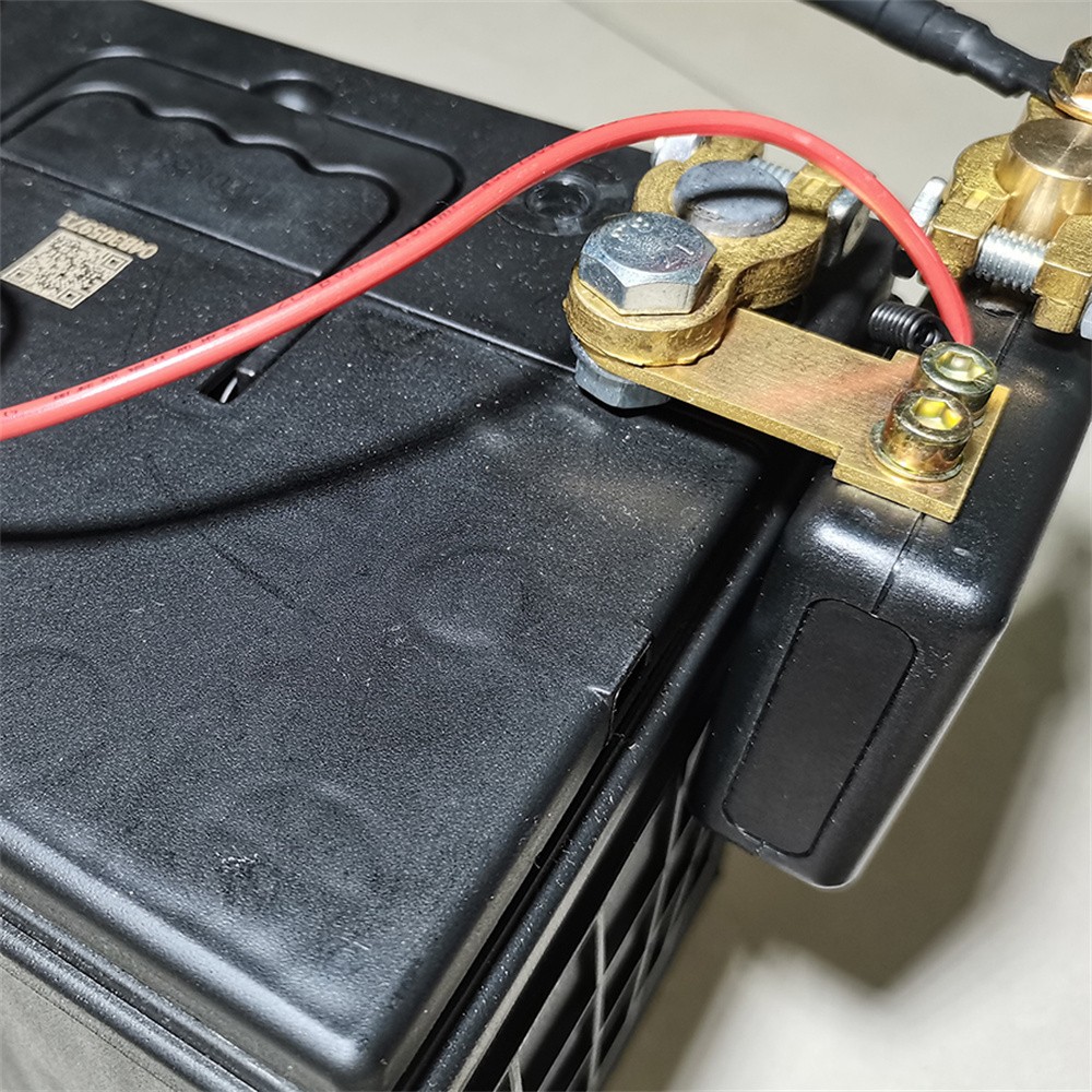 24V 350A Intelligent Automatic Car Battery Protection Switch w/ 2 Remote Control