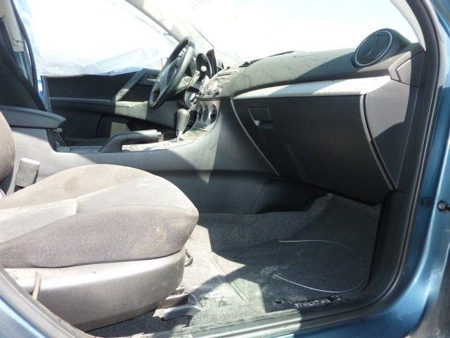 2010-2011 MAZDA 3 Upper Center Dash Display Screen