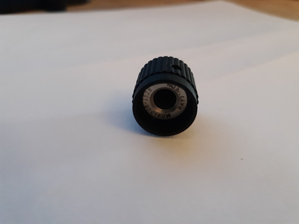 NOS RAYTHEON MS91528-1D2B Control Knob MILSPEC