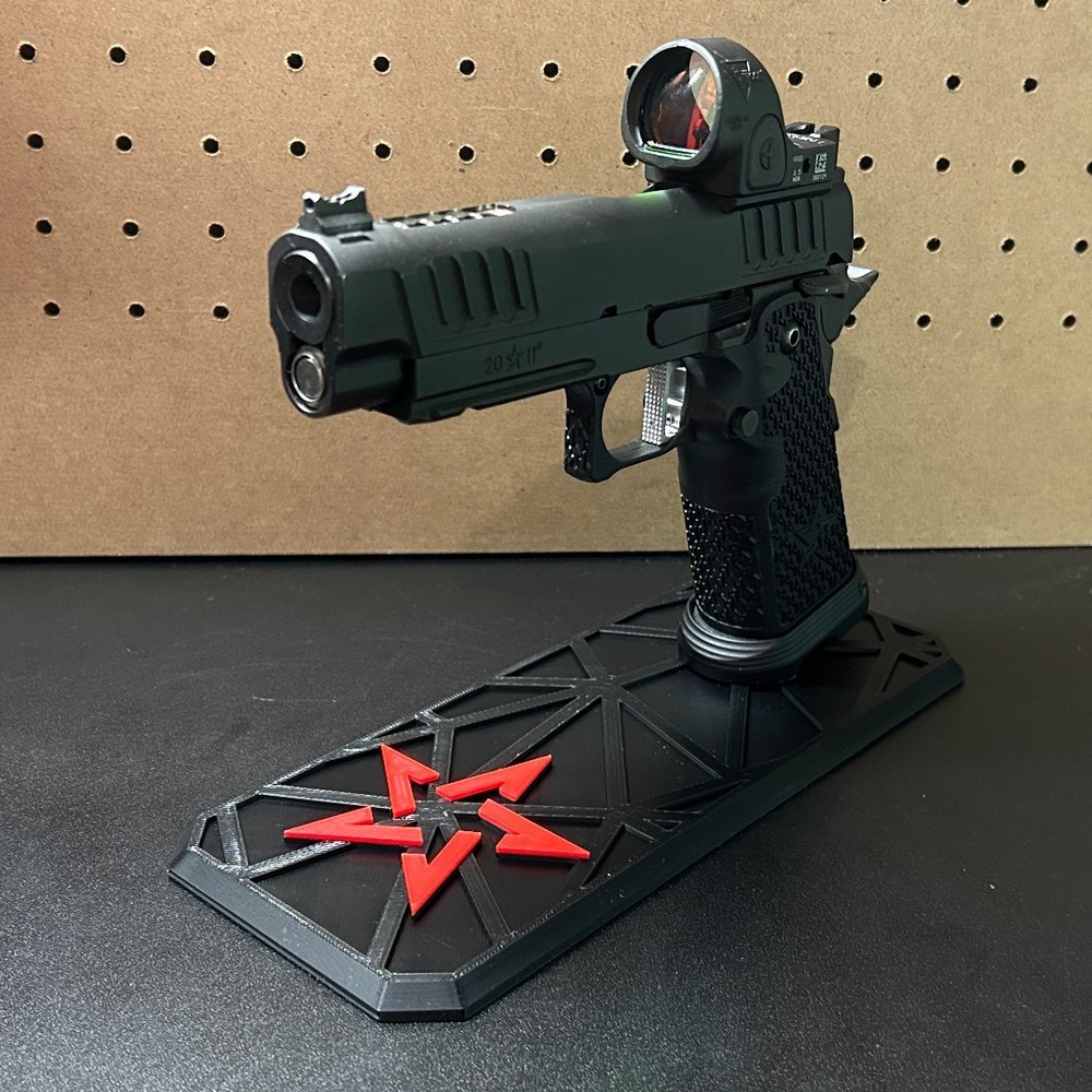 Staccato Pistol Stand