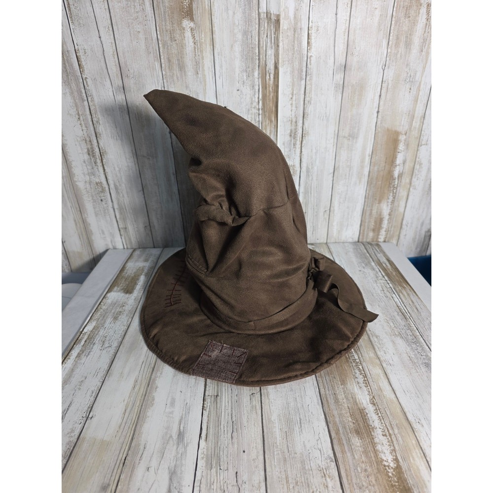 Official Harry Potter Wizarding World Talking/Animated Sorting Hat